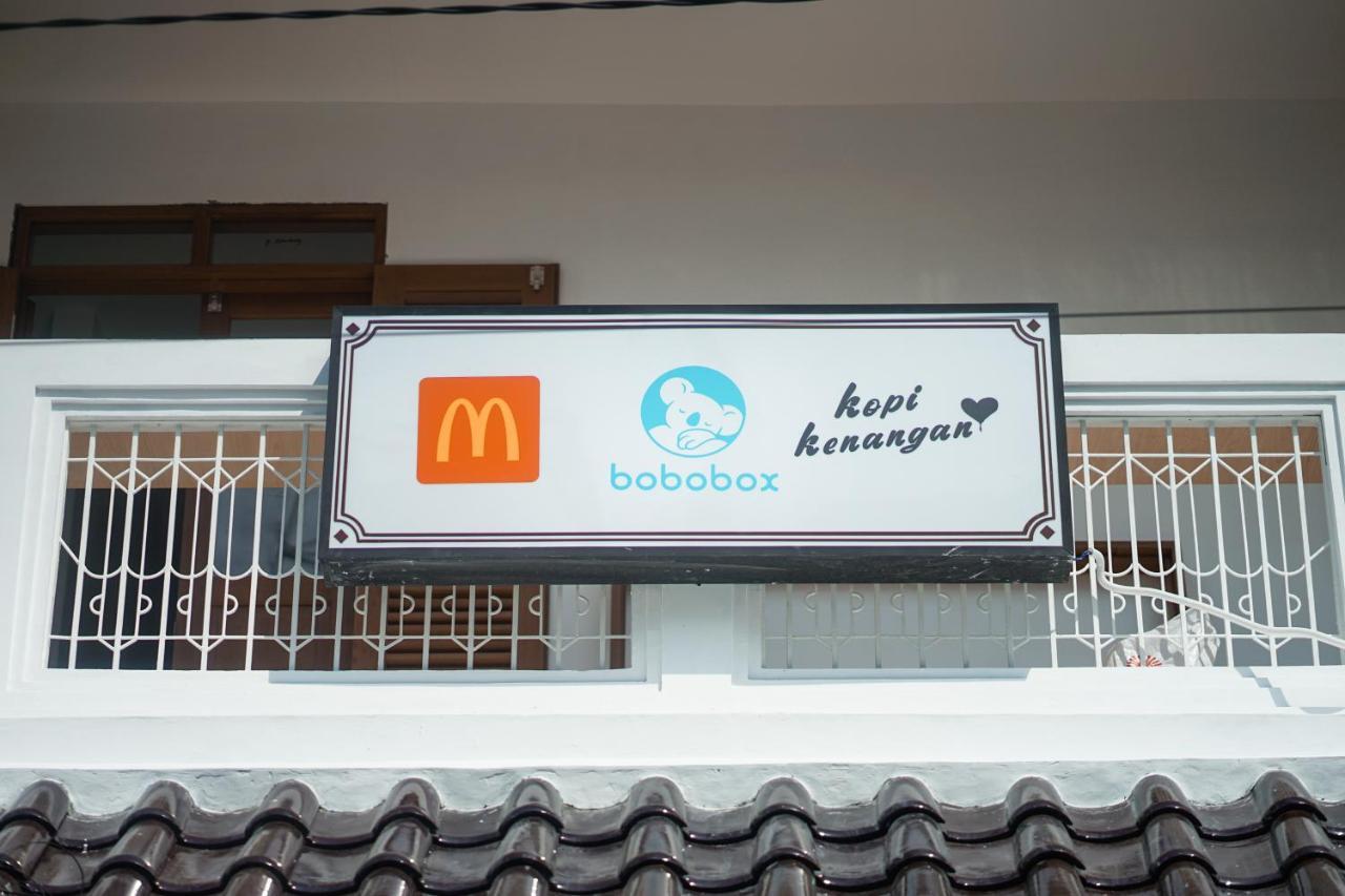 Bobopod Malioboro, Yogyakarta Hotel Exterior photo
